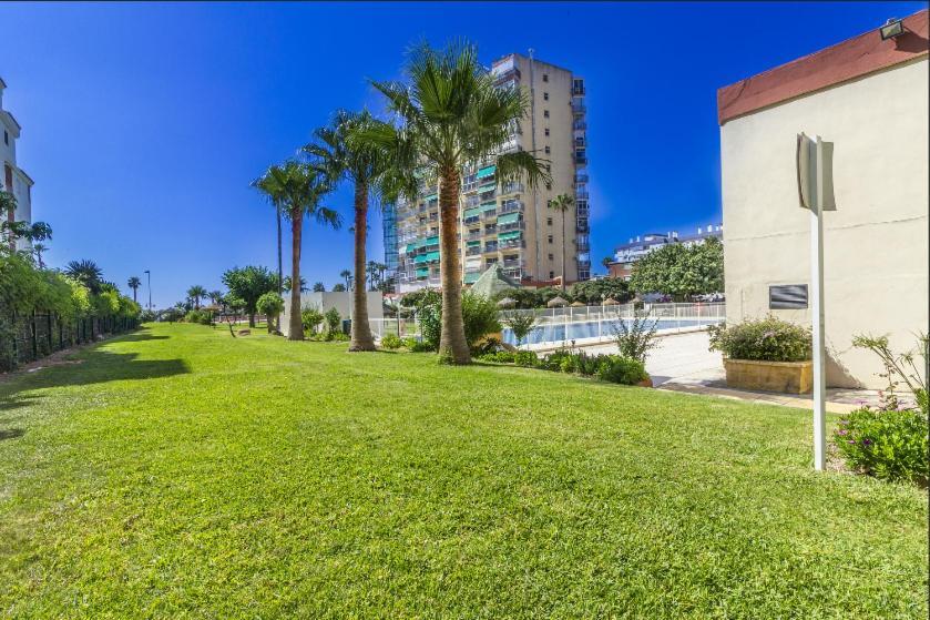 Apartamento En Benalmadena, Primera Linea De Playa Zewnętrze zdjęcie